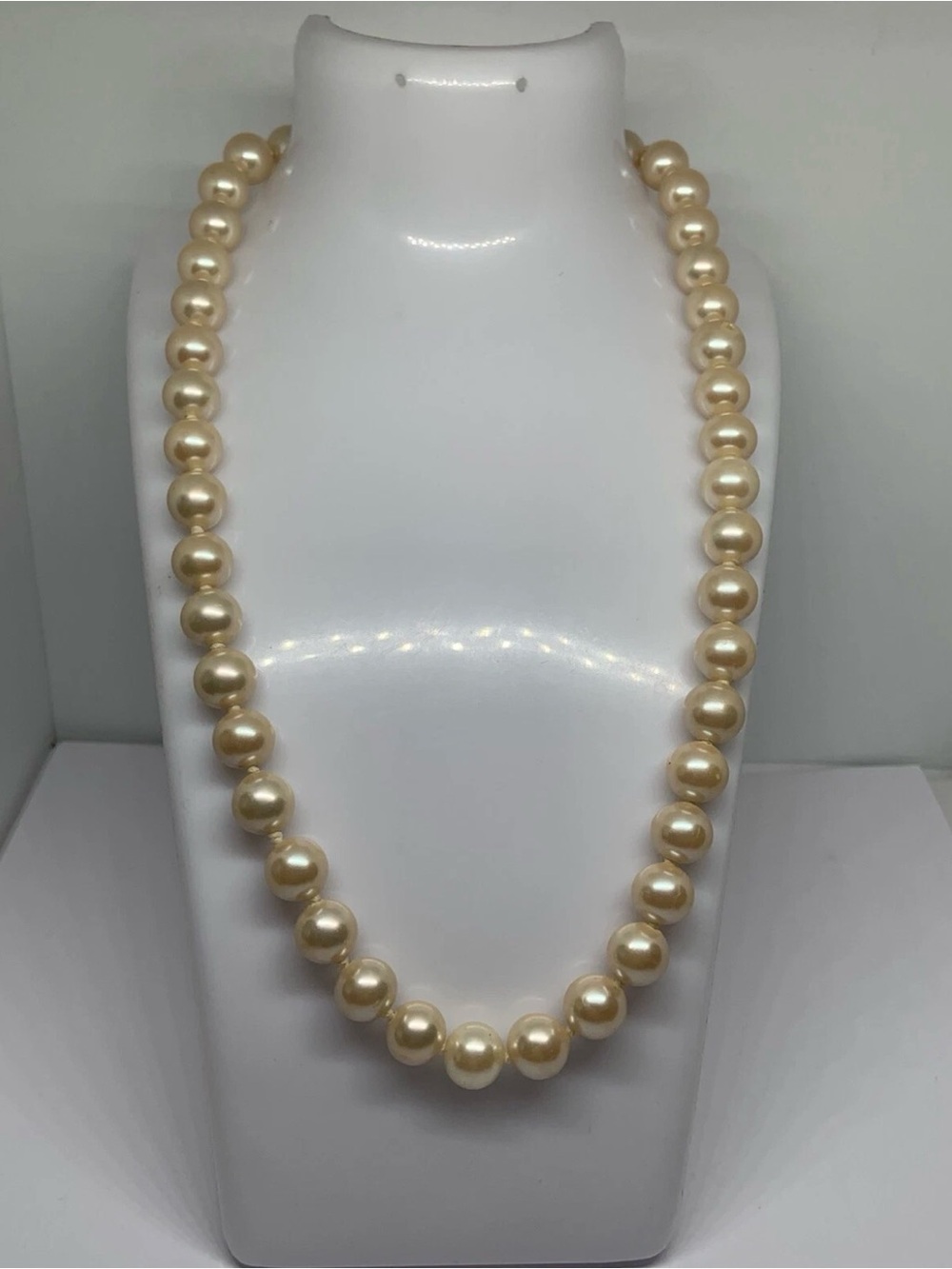 VTG Faux Pearl Glass Knotted Gold Tone Clasp Signed Silver Necklace 16”